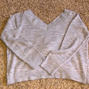 V back, knotted crop sweater